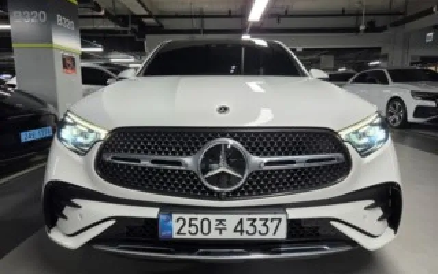 SKV중고차 중고차매매사이트 GLC클래스 X254 GLC300 4MATIC 쿠페 매물 사진 3 - 2023/12 70,091km
